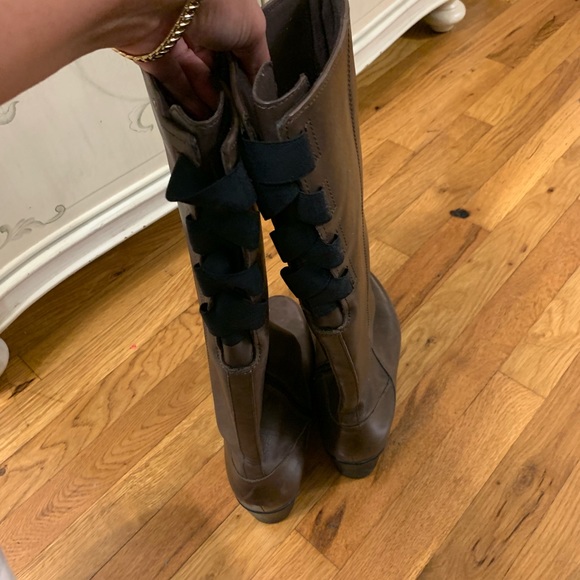 Clark’s dark brown boots - Picture 3 of 4